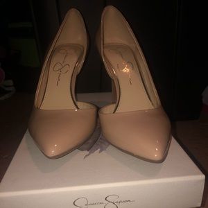 Jessica Simpson heels 7.5